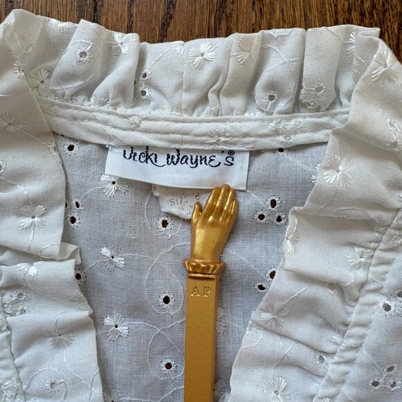 Vintage Vicki Wayne Ruffle Front Eyelet Prairie Blouse - Picture 3 of 6